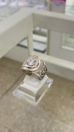 PLATA Y ORO | HERA en internet