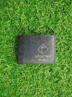 Carteira Strong Wind
