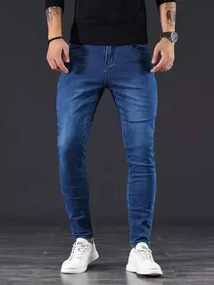 Calça Jeans Skinny Monocromática Masculina na internet