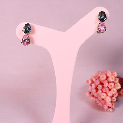 Brinco de Pressão Gota com Zircônias Rosa e Azul Banhado à Ouro 18k 8 Milésimos