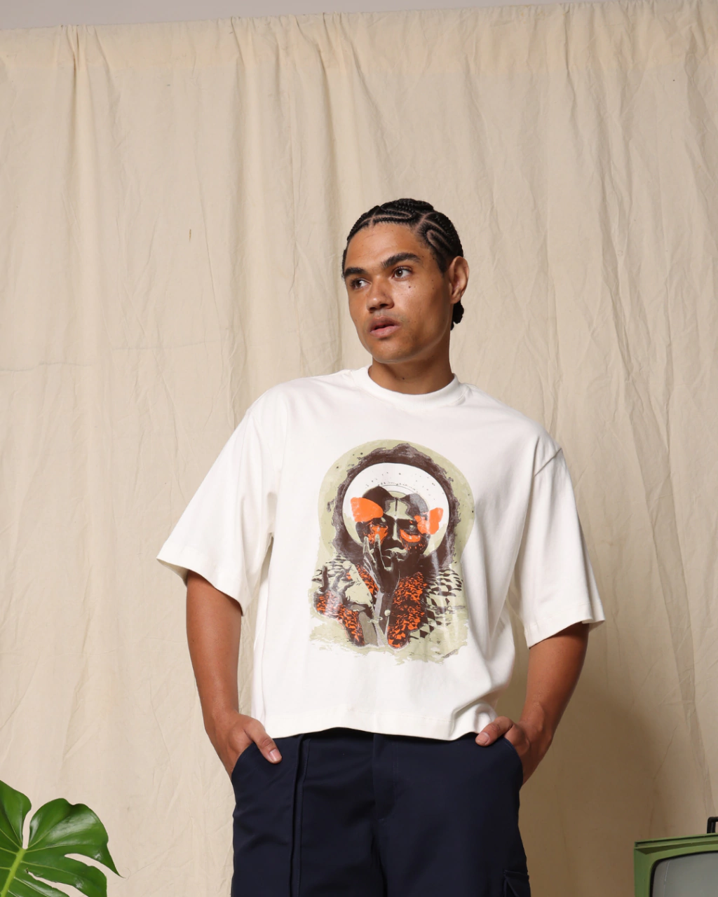 CAMISETA BOXY META MARFIM