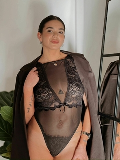 Body Samara en internet