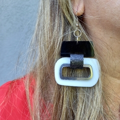 Aros acrílicos blanco, negro y plata. - tienda online