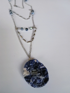 Collar piedra y cristales color azul en internet