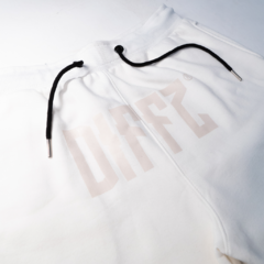 Bermuda Moletom Off-White | Essential Diffz® - Diffz Company | Streetwear Diferente