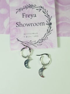 argolla acero blanco 15mm con dije - Freya Showroom