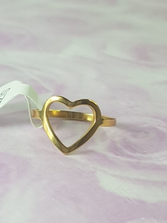 Anillo acero dorado corazón calado. T. 17 - comprar online