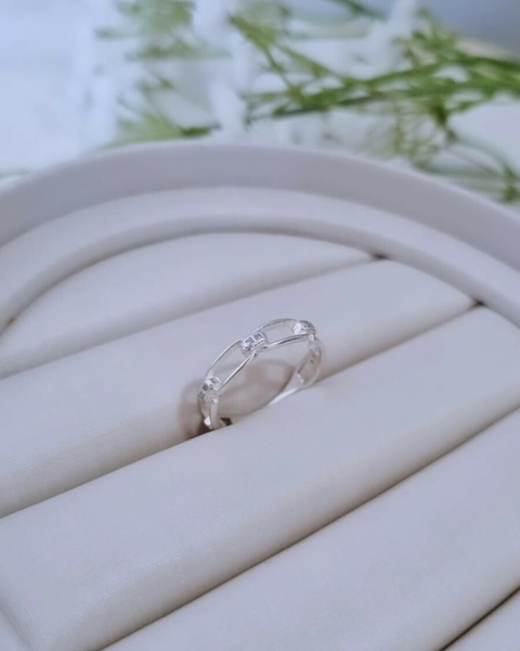 ANEL CORRENTE PRATA 925