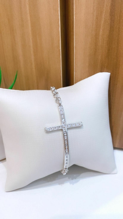 PULSEIRA CRUZ CRAVEJADA