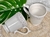 Jarro café cerámica blanco labrado