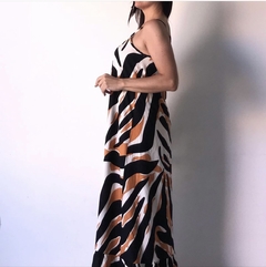 Vestido largo print camel