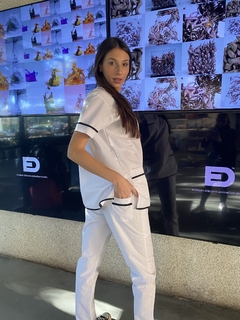 Ambo GALA con VIVOS - ARCIEL BLANCO Unisex en internet