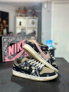 Nike SB "Travis Scott" G5 en internet