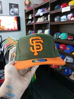 Gorras Bordadas "G5" Planas