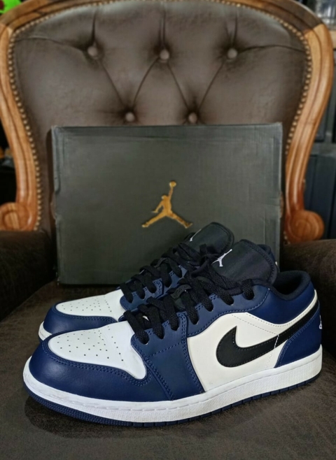 Jordan 1 Low "Midnight Navy"