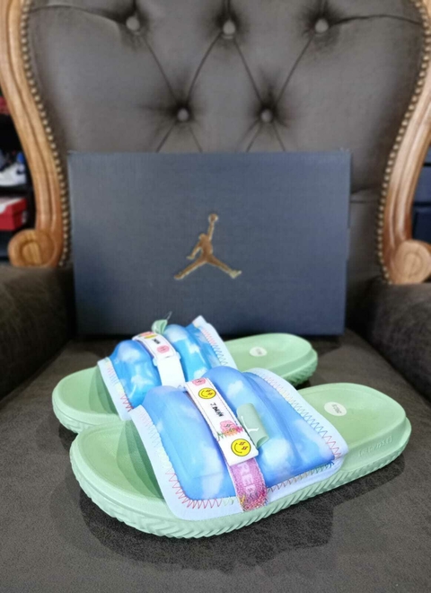 Ojotas Jordan "Super Play x J Balvin"