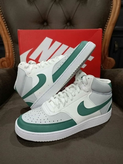 Nike "Court Vision Mid" - comprar online