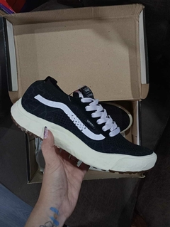 Vans "Ultrarange" Premium
