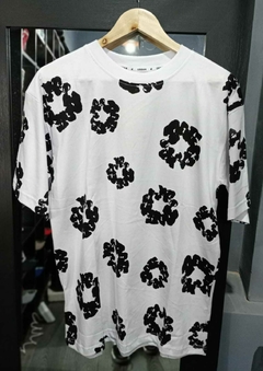 Remeras "Denim Tears" en internet