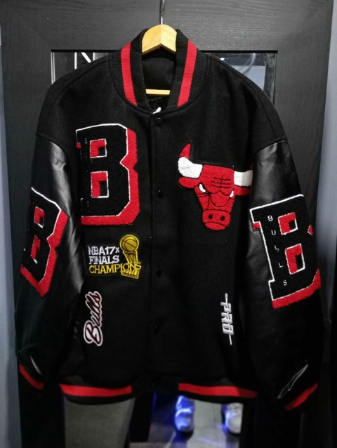 Campera "Bulls" Premium