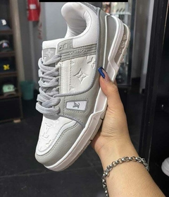 "Louis Vuitton" Premium Gris y Blanco