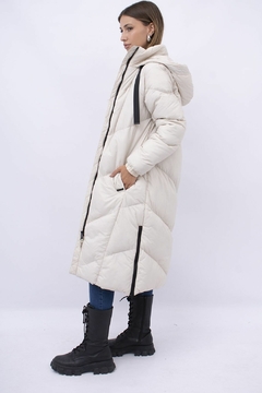 (BRA) PARKA NYLON MATELASEADA EN V (31078) - comprar online