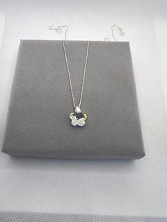 Colar 45 cm flor cristal .