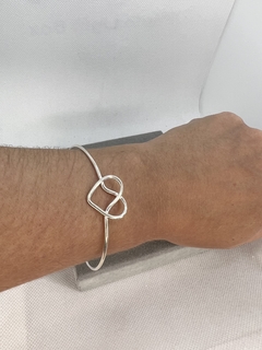 Bracelete coração vazado M ajustável. - comprar online