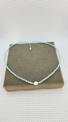 Colar choker cristais turquesa e pérola Barroca .