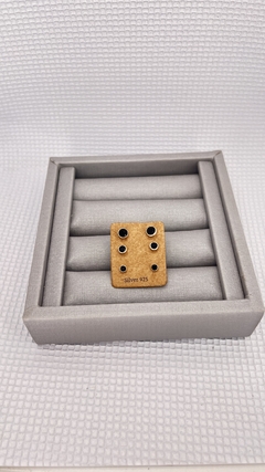Trio de zircônias preta. - comprar online