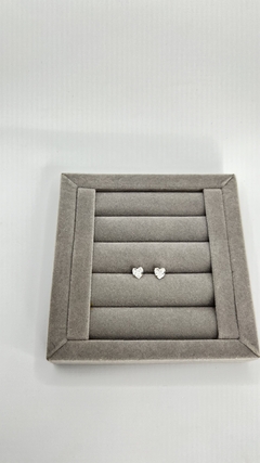 Brinco coração com zirconia - carlapenteadopratas
