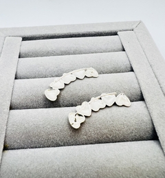 Brinco ear cuff de coração. - comprar online