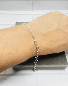 Pulseira elo coração . na internet