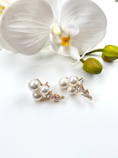 Brinco ear cuff pérolas e zircônias - comprar online