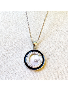 Colar em prata com letra "G"