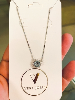 Colar em prata com zircônia azul