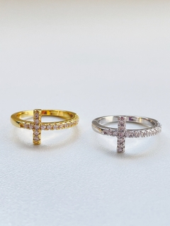 Anel cruz cravejado ouro