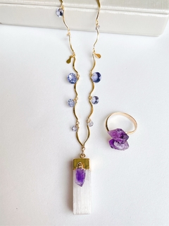 Colar com cristais - comprar online