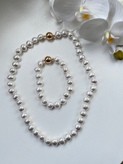 Pulseira pérolas shell fecho imã - Vert Joias