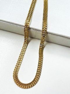 Colar Choker banhado na internet