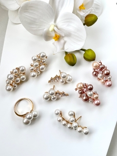 Brinco ear cuff pérolas e zircônias na internet