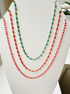 Colar pedrinhas coral - Vert Joias