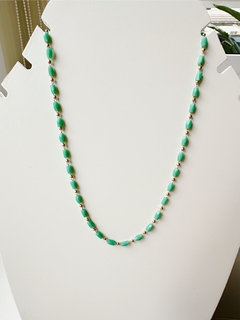 Colar pedrinhas verde - comprar online