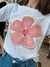 Remera MANGAS LARGAS - SOSTENER FLOR - tienda online