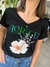 Remera cuello V NEGRA - FLORECER - BECK