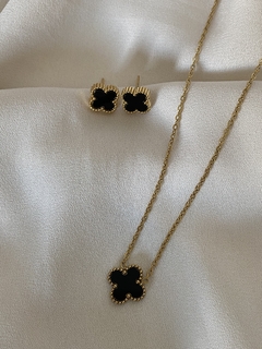 Conjunto Trevo (colar e brinco) em aço inoxidável 45cm na internet