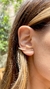 BRINCO CURVADO DE ZIRCÔNIAS COM CRAVAÇÃO EM GARRAS - HD JEWELRY - Site Oficial 