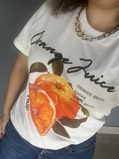 TSHIRT BOY LARANJA na internet