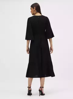 VESTIDO SOMMER PRETO na internet