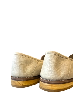MOCASSIM LORENA PIRES COURO OFF WHITE